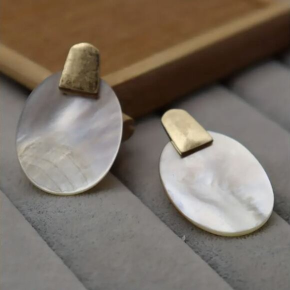 NEW Mersie Gold and White Mother of Pearl Shell Minimalist Statement Earrings - Picture 2 of 4
